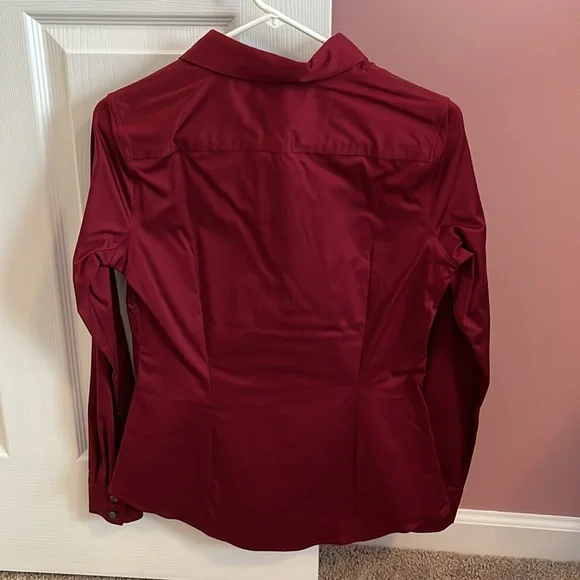 NEW Banana Republic Long Sleeve Non-Iron Button Up Dress Shirt Women’s Size 4 - Picture 5 of 5